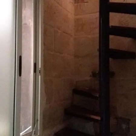 La Grotta 23 Birgu